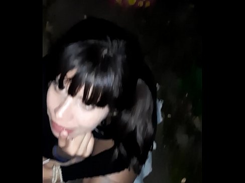 ❤️ Na rua, o pénis inchado em troca de doces Porno real em porno pt.techkoala.top